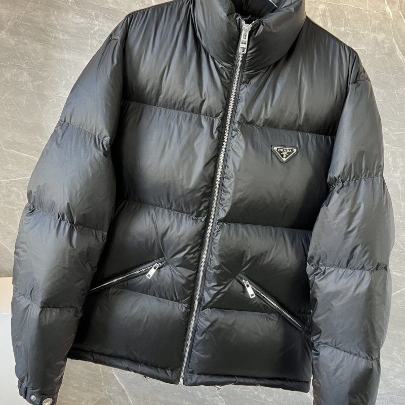 Pra*a down coat